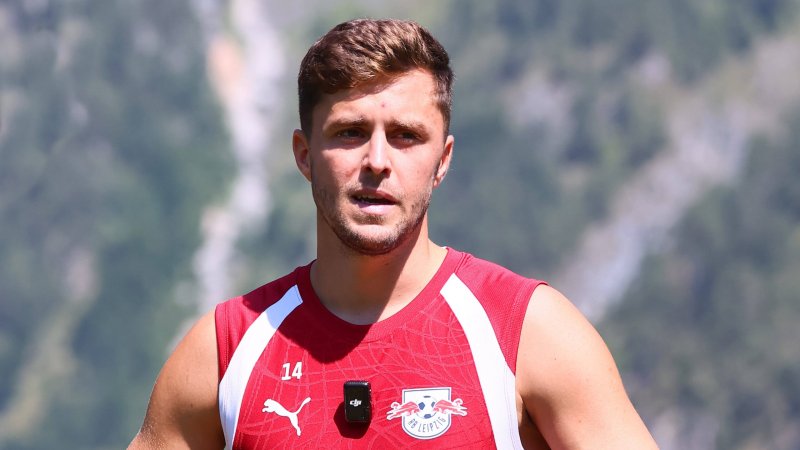 Baumgartner toils with U17 World Cup hero