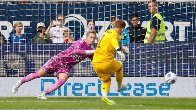 Goalie Koeman Jr. steals the show with a brace from ÖFB forward