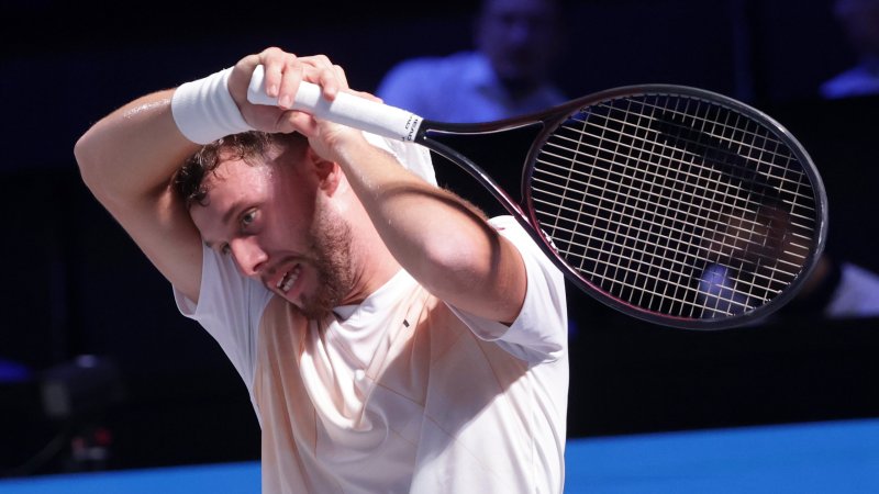 Ailing Misolic loses in second round at home tournament