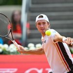 Neumayer advances to the round of 16 in Maia