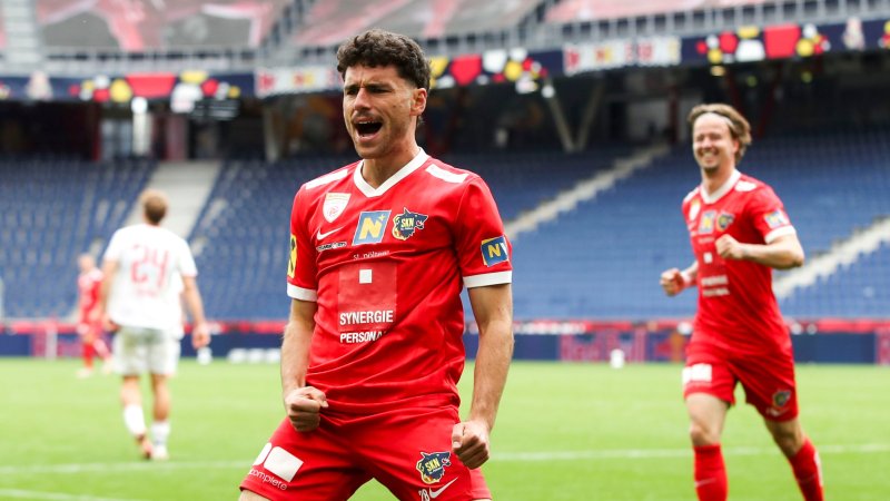 Late Hartwig Brace: SKN Defeats Liefering with a Man Advantage