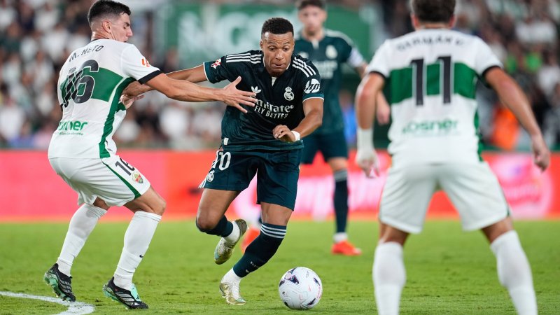 Real Madrid snatches late win against Elche in injury time