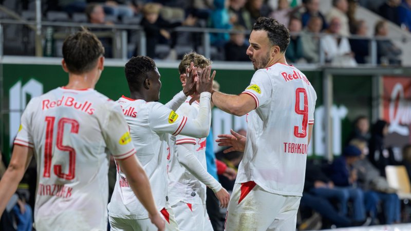 This TV channel is showing Levski Sofia against FC Salzburg