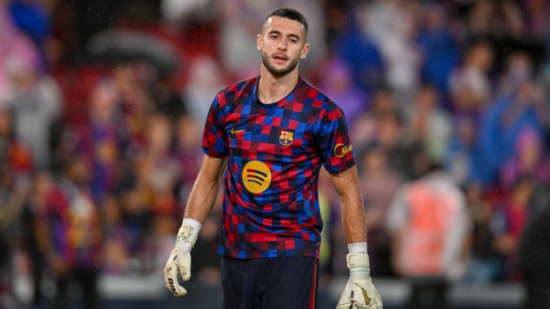 Barça Goalkeeper Faces Spell on Sidelines