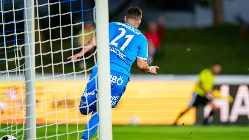 After Red Card: FAC Thrashes Liefering