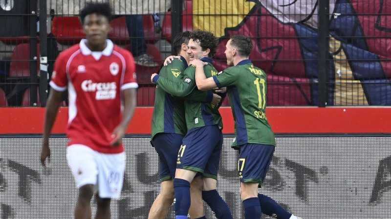 Saint-Gilloise Remain Top - Genk Thrashed in Bruges