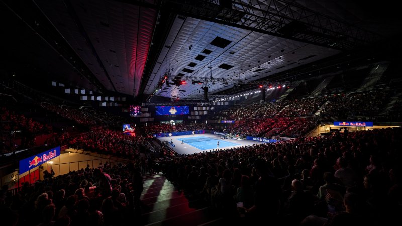 Turntables meets Tennis: Red Bull BassLine is back