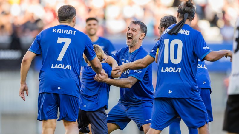 VIDEO: The Highlights of Ronaldinho's Legends Cup in Klagenfurt