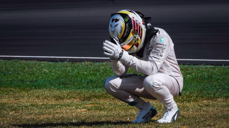 Hamilton's title dreams went up in smoke
