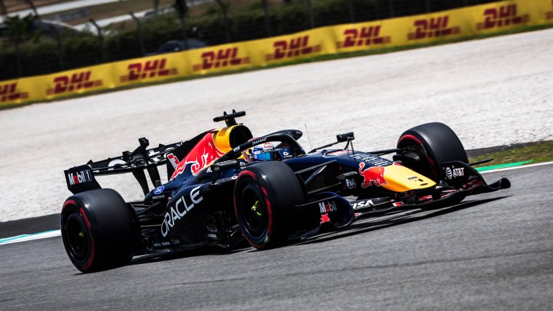 First Pole 2026: Verstappen in a league of his own in Sepang Quali