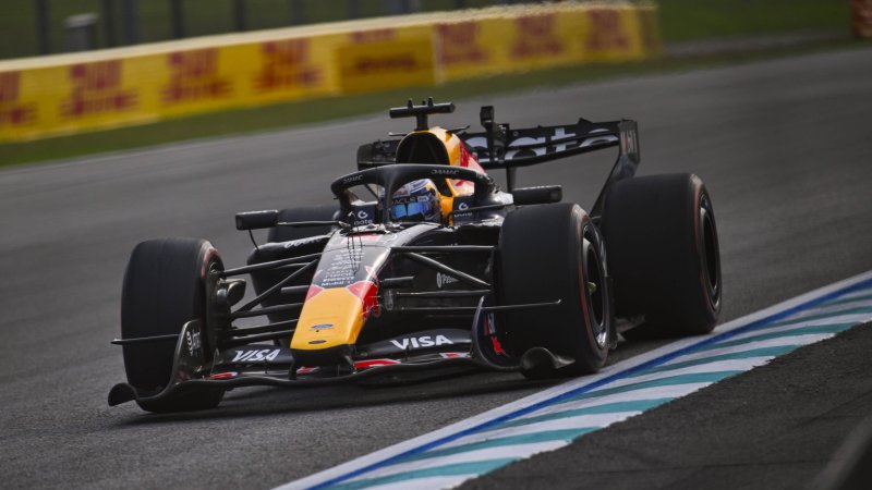 First victory! Verstappen celebrates after chaos in Malaysia