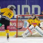 Transfer Coup! Goalie stays with the Capitals