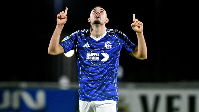 Second Division Bottom Club Kapfenberg Signs Unattached Striker