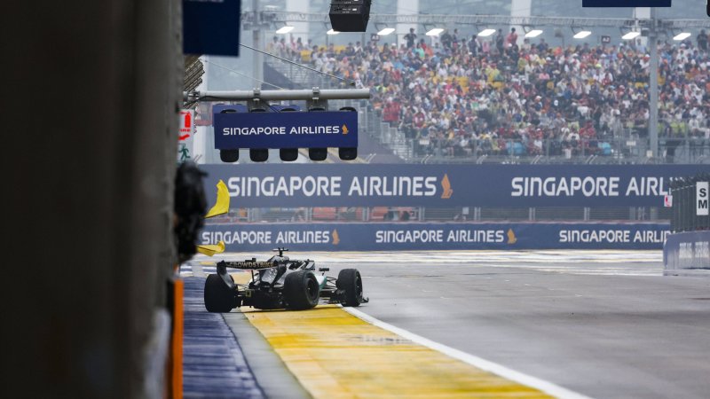 Russell frustrated after crash: "We would have won the Sprint"
