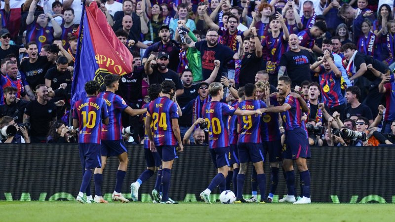 Barcelona stays perfect against Getafe