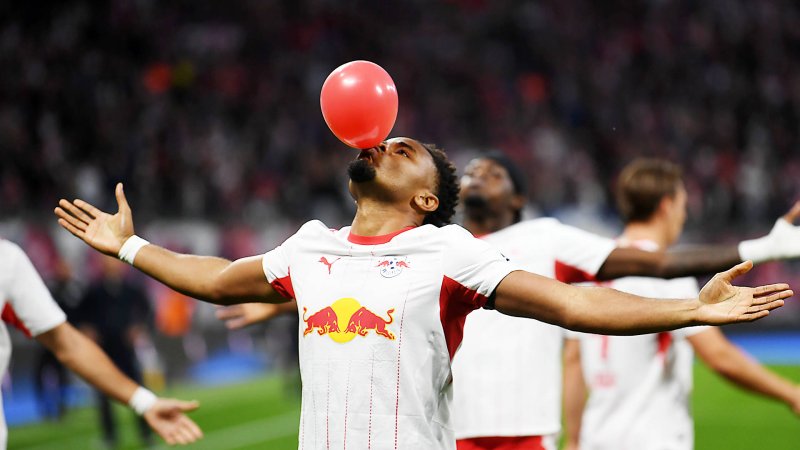 Nkunku Hat-trick! Leipzig Thrashes Hütter's Frankfurt