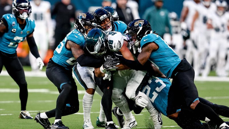 NFL: Drama in London! Jaguars Celebrate in the Final Second