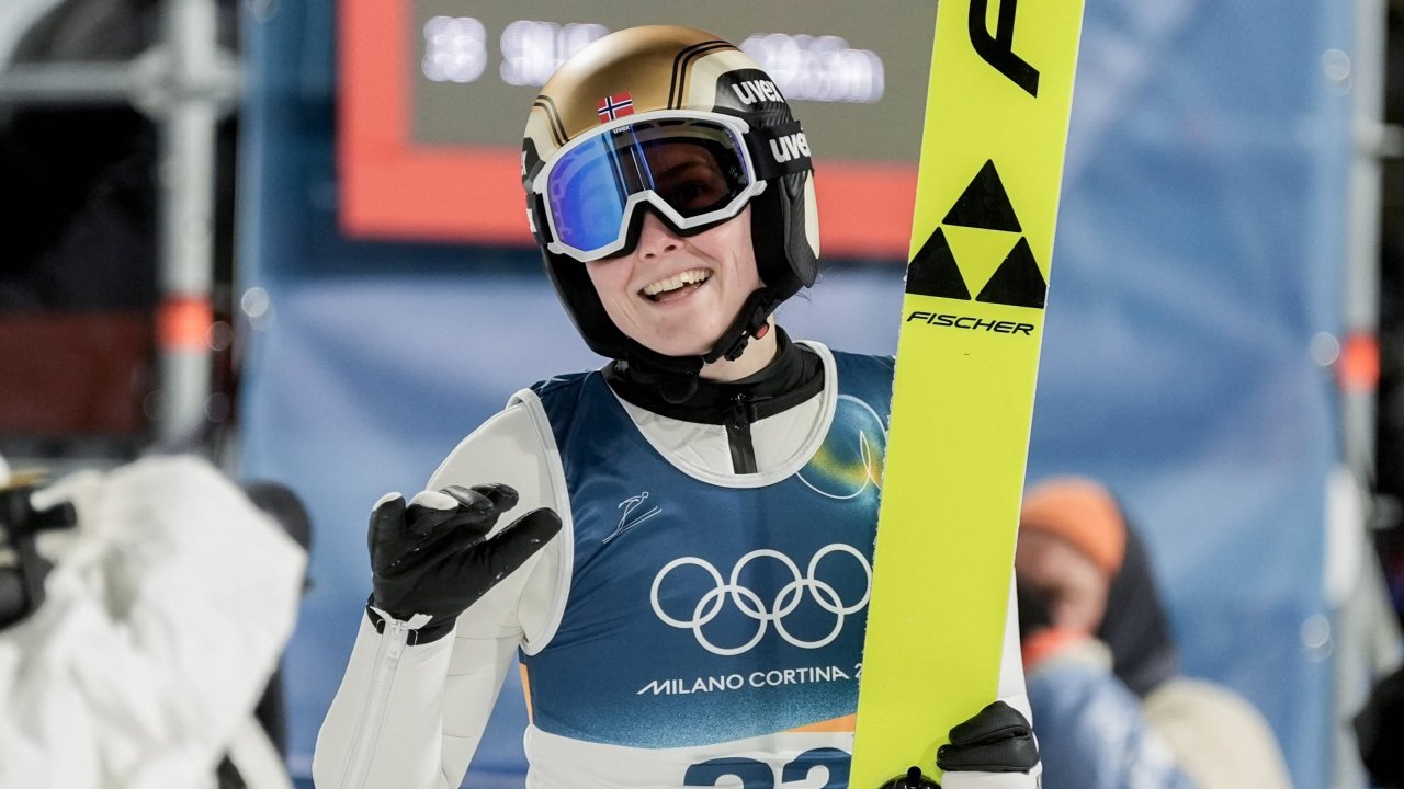 Norwegian ski jumping star expecting first child