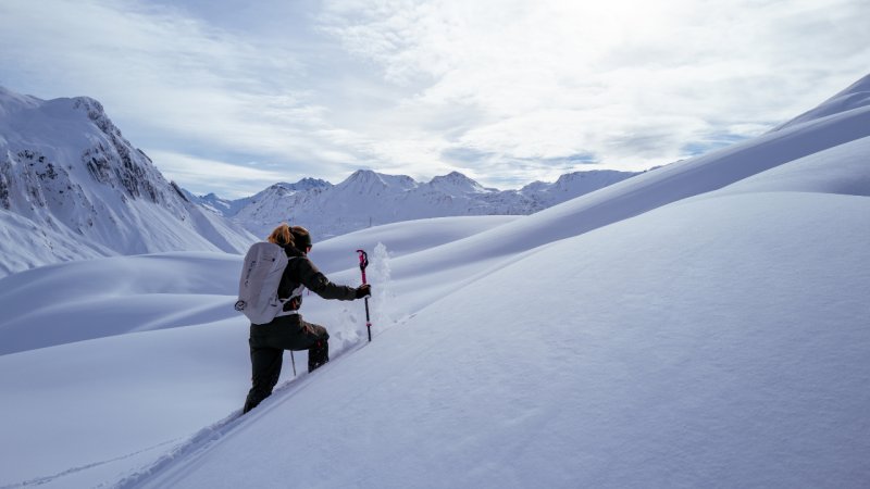 Bid Now! A Day on the Arlberg with Nina Gigele