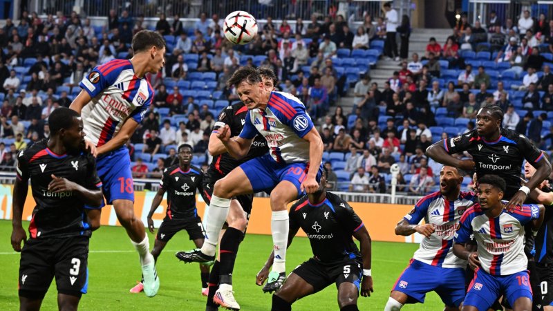 Bacher and Lyon Celebrate Narrow Victory Against Crystal Palace