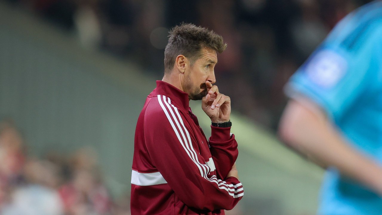 Germany: 2. Bundesliga Top Duo Drop Points