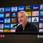 Bizarre: Hütter press conference evacuated after Frankfurt victory