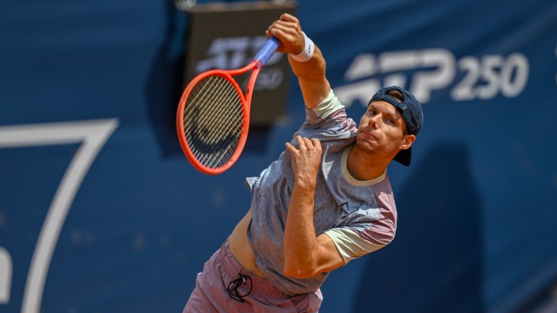 Sandro Kopp Reaches Florence Semifinals