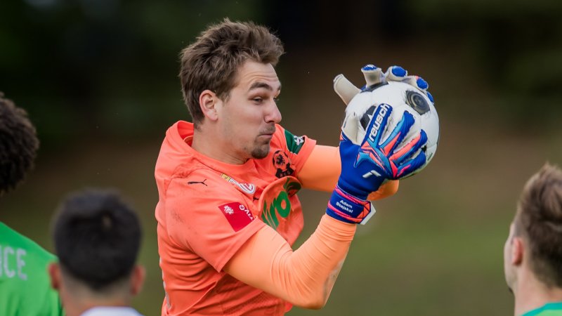 Sturm Graz signs goalkeeper after Khudyakov injury