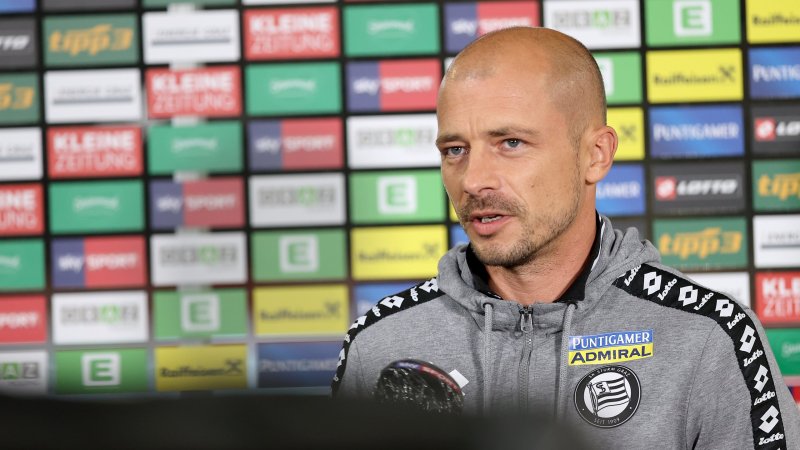 Former Sturm coach El Maestro takes over new club