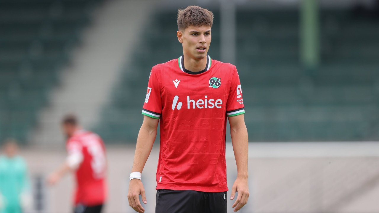 Is Salzburg targeting Marcus Mann's former club?
