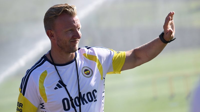 Former Liverpool Star Takes Over as Fenerbahce Coach