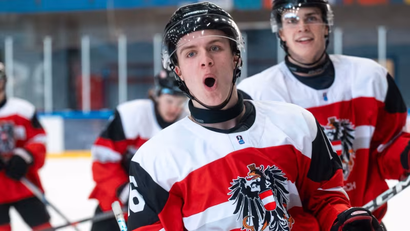 Konstantin Hutzinger (19 years old, from Wels)