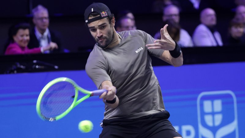 Emotional Moment in the Stadthalle: Cobolli forced to retire