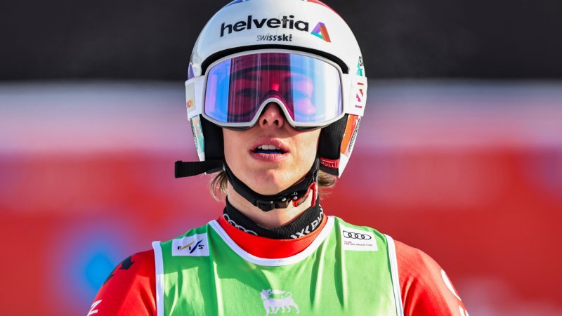 Swiss Ski Star Facing Retirement After Injury